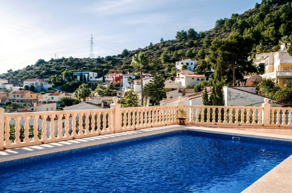Villa avec piscine vue mer en Communauté Valencienne — achat immobilier francophone Espagne