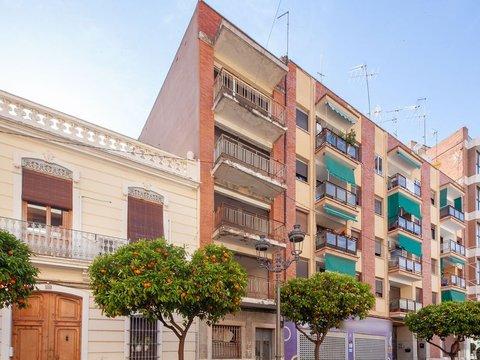 Vue aérienne de Moncada à Valence pour illustrer l'évolution du prix immobilier et l'estimation des maisons en 2026.